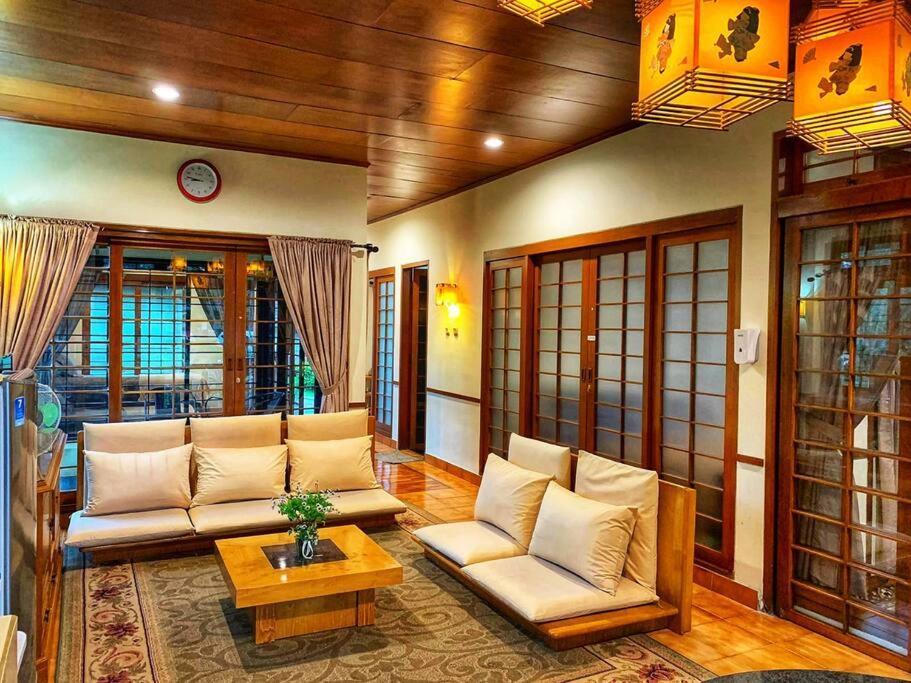 Designer Villa Tokyo Cianjur Esterno foto